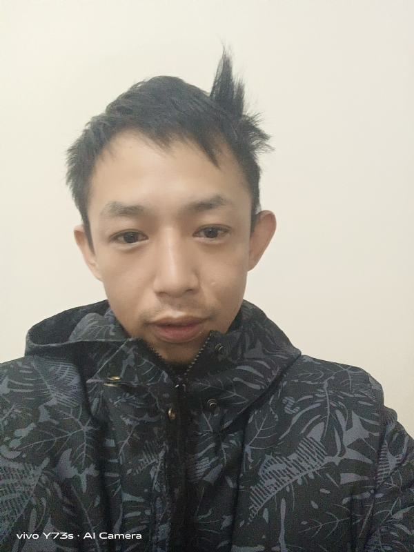 不吃葡萄皮的第一张照片--龙游闪婚服务中心